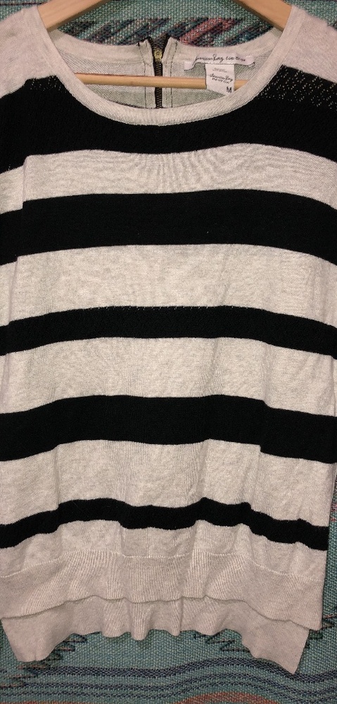 Shirt/ Sweater
